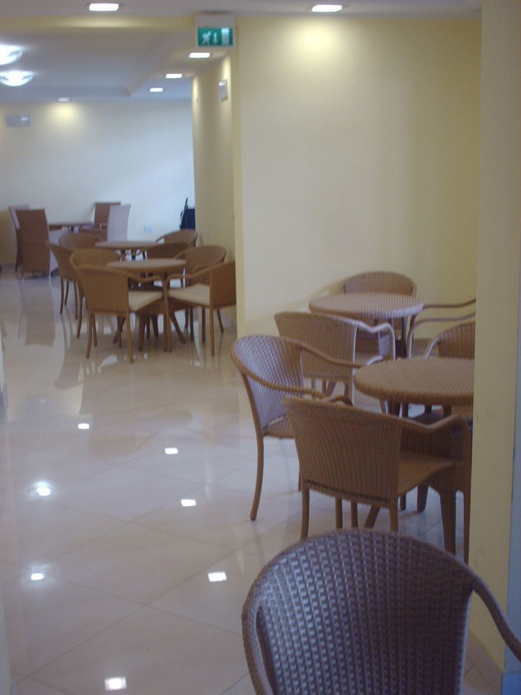 קאטוליקה Hotel Esperia מראה חיצוני תמונה